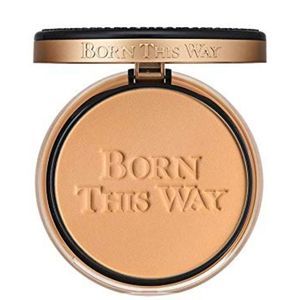 🎁 Too Faced Born This Way Powder Foundation in Taffy
